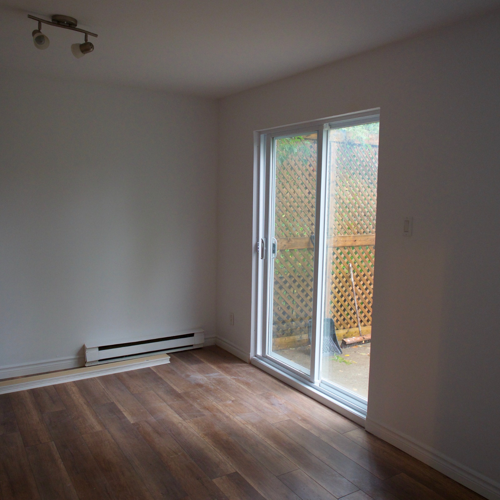 Charming 5 ½ Ground Floor Apartment in Ahuntsic with Parking — photo 3