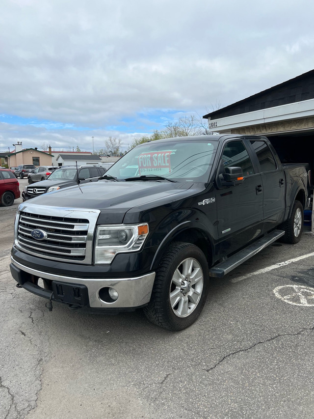 2013 F150 Lariat Eco Boost Crew Cab - PRIVATE SALE in Cars & Trucks in Ottawa