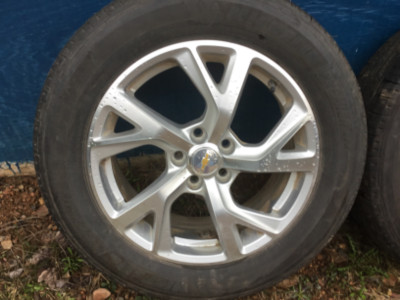 Chen alloy rims and Michelin tires 18 in. 5 hole rims