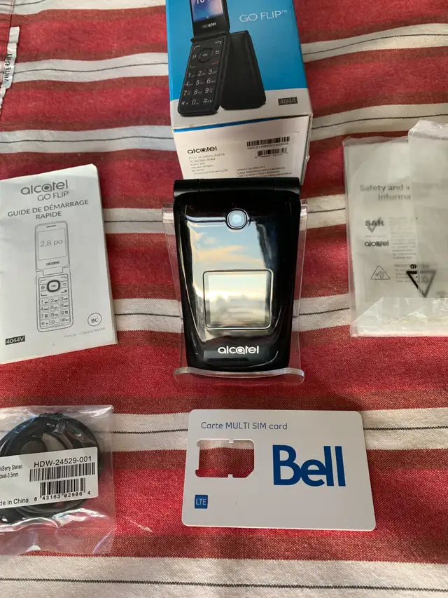 Alcatel Go Flip 4044V – Reliable 4G LTE Flip Phone (Unlocked) in Cell Phones in City of Toronto - Image 3