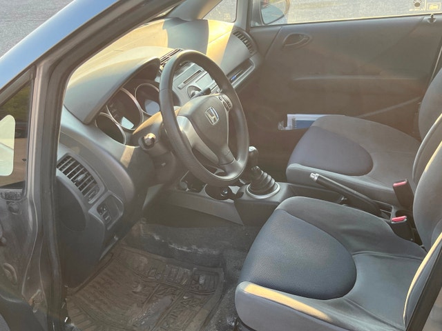 Honda fit manual for sale 1800$ — photo 5