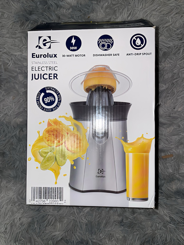 Eurolux Electric Juicer citrus juice squeezer in Processors, Blenders & Juicers in Mississauga / Peel Region