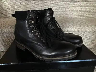 Men's Black Leather Boots Side Zipper and Laces Size 7, View more