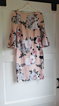 CALVIN KLEIN flower dress size 4
