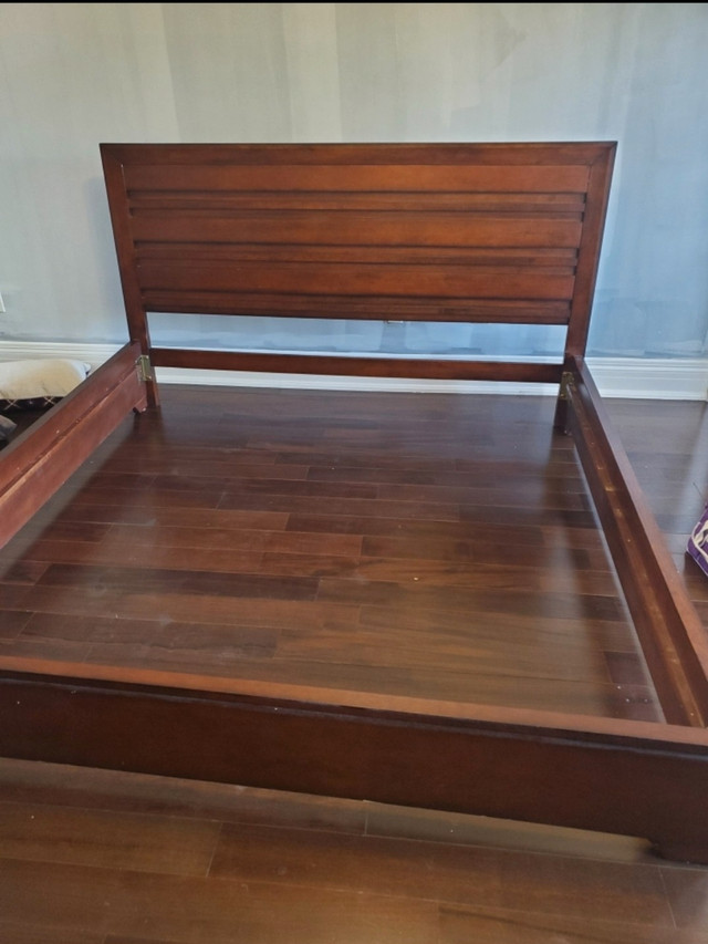 Solid Wood King Size Bed Set No Matress  in Beds & Mattresses in City of Toronto