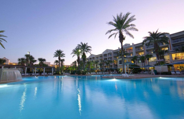 Cape Canaveral Beach Resort in Florida - Image 2