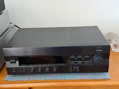 YAMAHA Stereo Receiver (has phono) , CD player + Nuance Speakers, View more