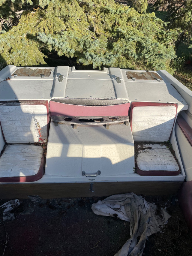 Old boat forsale in Powerboats & Motorboats in St. Albert - Image 3