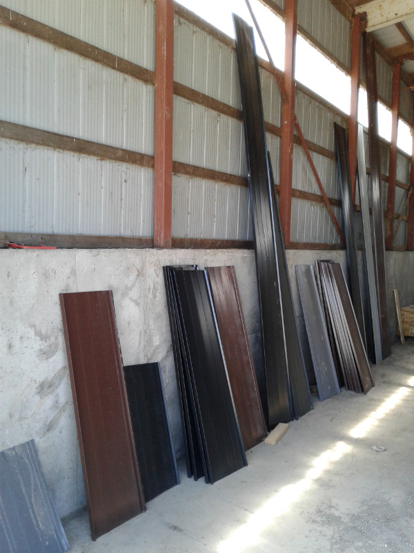 Discounted Roofing Panels $1.75/sf Standing Seam in Roofing in Stratford