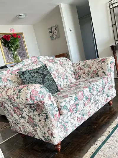 Vintage Floral Loveseat - Excellent, View more