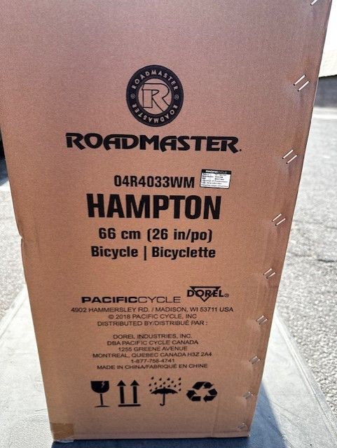 HAMPTON ROADMASTER TRICYCLE - 3 WHEEL BIKE IN BLUE in Road in City of Toronto - Image 3