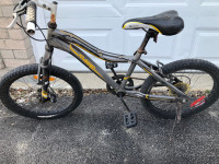 Kid's Bike / Bicycle (Pickup in Algonquin College Area)