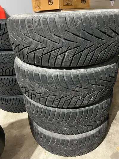 500 firm ready for pick up already on rim and balanced. They came off 2019 Santa Fe Xl and tires wer...