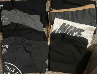 Brands include Patagonia Nike Air Calvin Klein Performance New Balance Banana Republic Nike Dryfit F...