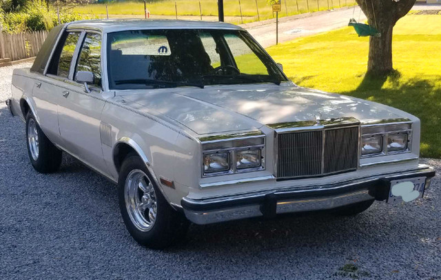 1987 Chrysler New Yorker, 5th Avenue in Classic Cars in Windsor Region - Image 4