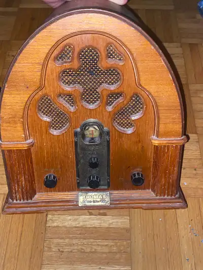 Thomas Collector's Edition Radio, View more