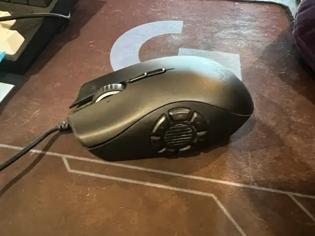 Razer Naga Trinity in Mice, Keyboards & Webcams in Vancouver - Image 3