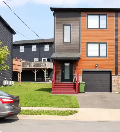 【For Rent】House with a Basement in Spryfield , Available from March 1st TLA – 1904 SF Age – 5 Bedroo...