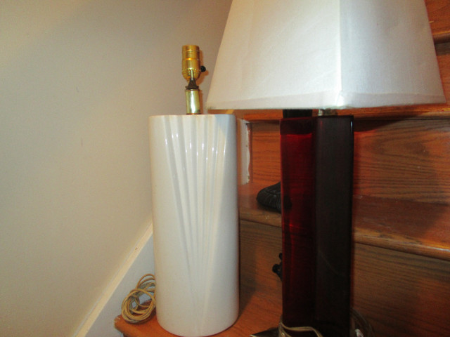 lampe vintage ou base avec ampoule inclus !! 20 $ CH dans Éclairage intérieur et plafonniers  à Laval/Rive Nord - Image 4