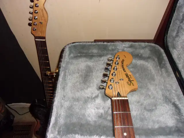 Squier standard stratocaster in Guitars in St. Catharines - Image 4