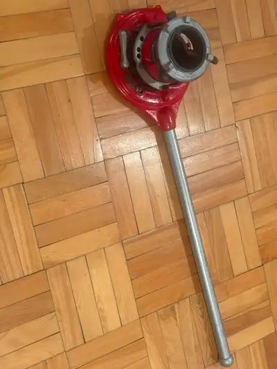 RIDGID RATCHET THREADER, View more