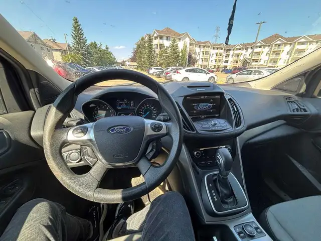 2014 Ford Escape510370418430453766