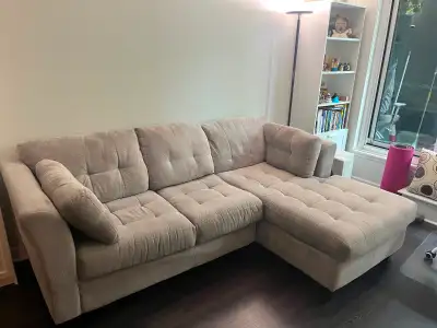 Comfortable and stylish sectional couch from The Brick in great condition. Super cozy with deep seat...