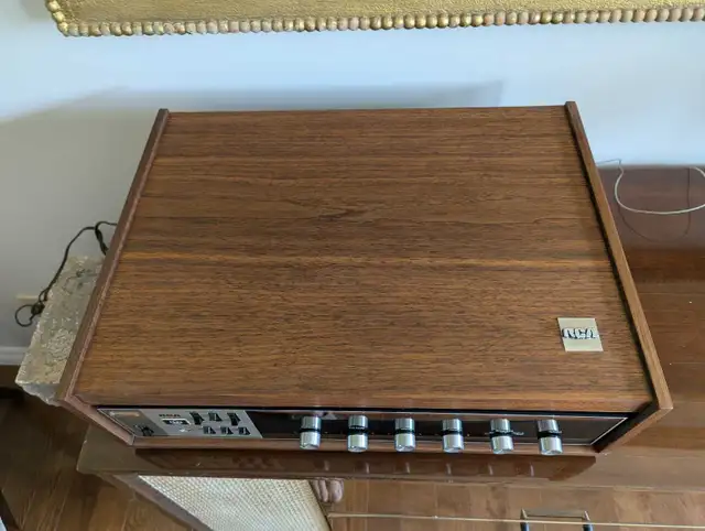 RCA MR-1144 / Hitachi KS-3200 in Stereo Systems & Home Theatre in Ottawa - Image 5