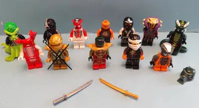 LEGO, LOT DE 11 FIGURINES, CHIMA ET NINJAGO, View more