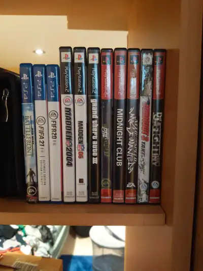 Selling games for the best price! I have some fantasie games, sport games, fighting games and the be...