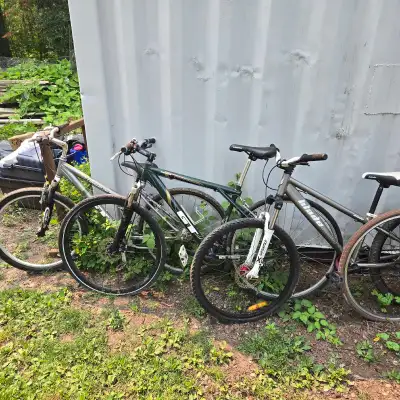 Lots of bicycles. $150 to $250 Helping a friend downsize. All bikes purchased from police auctions S...