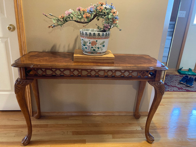 Wood Console Table | Other Tables | Calgary | Kijiji