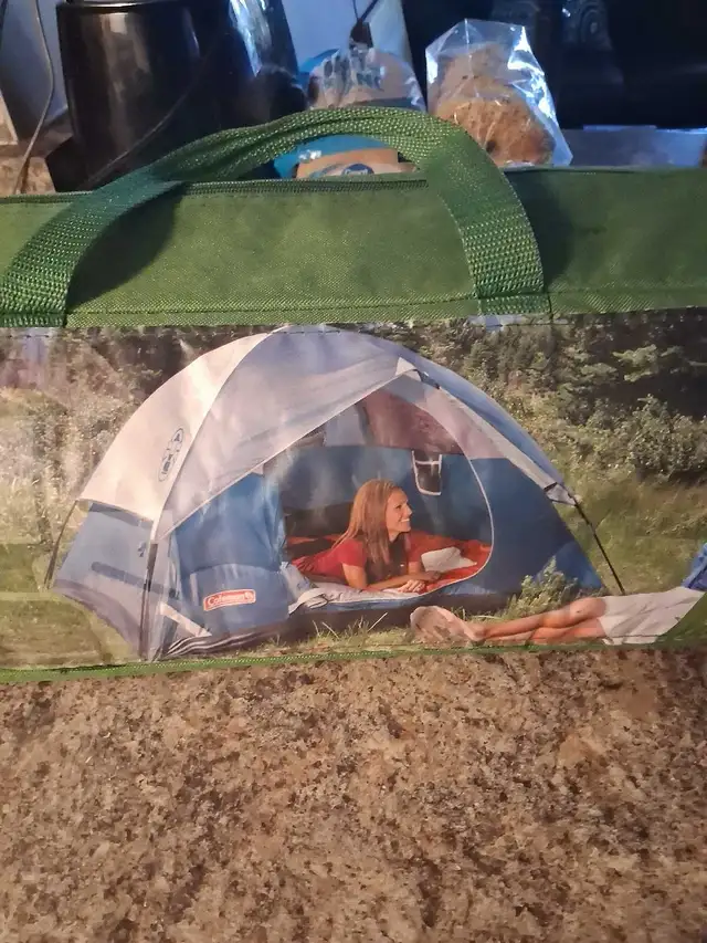 Coleman 3 man tent  in Fishing, Camping & Outdoors in Guelph - Image 2