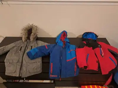 Pants,pijamas,shirts,shorts,sweaters etc... 70 pieces + 4 coats.They are all in good condition.