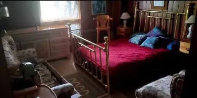 80' front x 210' depth..5 bedroom.walking distance to lift..built 1970..gas Carrier Ifinity furnace...