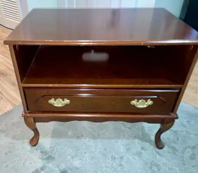 Vintage TV stand/Nightstand/end table, View more