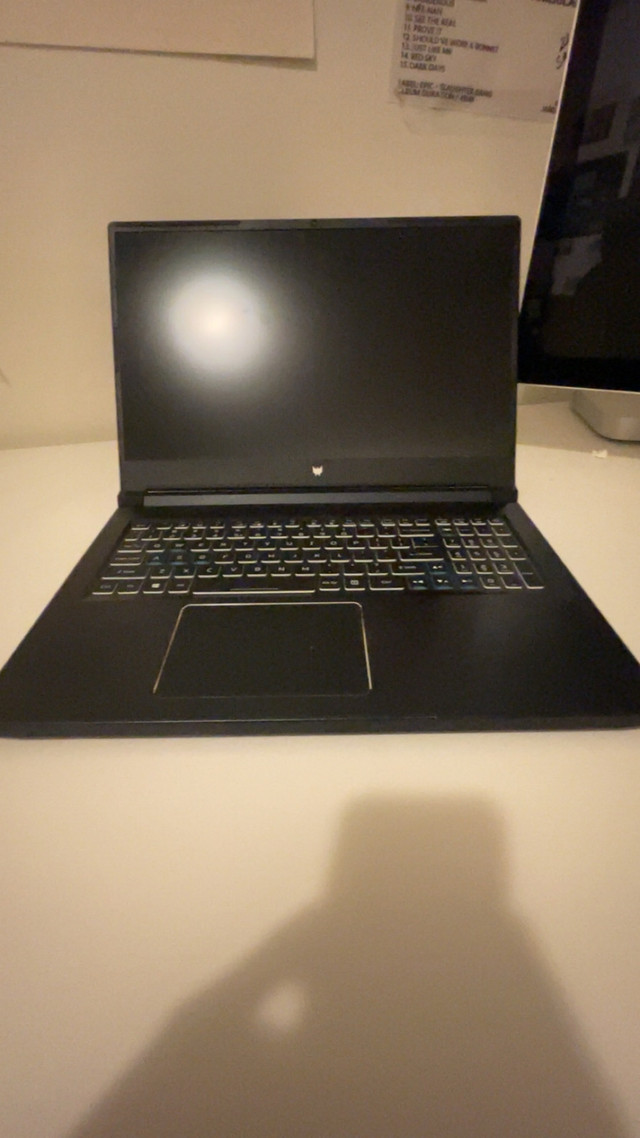 Predator helios 300 gaming laptop in Laptops in Markham / York Region - Image 2