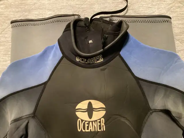 wet suit,  goggles63234526972419123