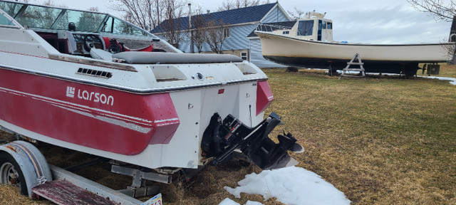 1987 Larson boat   $1600 in Powerboats & Motorboats in Miramichi - Image 4