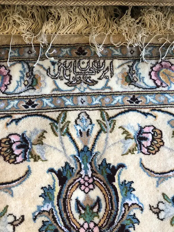 Persian Naeen fine handmade rug ( Iran) in Rugs, Carpets & Runners in Markham / York Region - Image 6