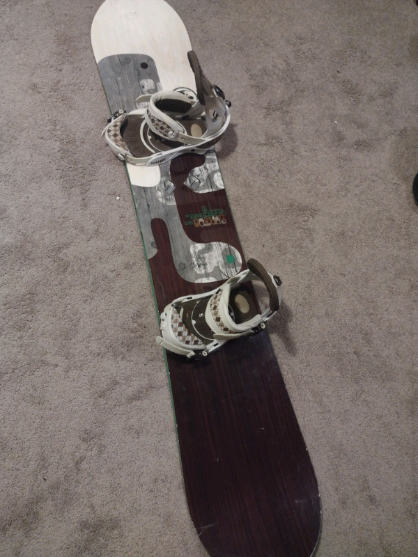 Burton Supermodel 155cm Snowboard with Burton Cartel Bindings 2