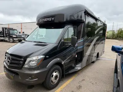 OR SALE: 2016 Mercedes-Benz Synergy Class C Motorhome - Low Miles, Fully Loaded! Luxury, Performance...