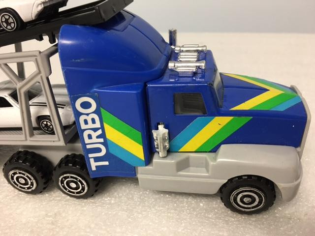 Turbo Toy Car Carrier With 6 Cars in Toys in Markham / York Region - Image 2