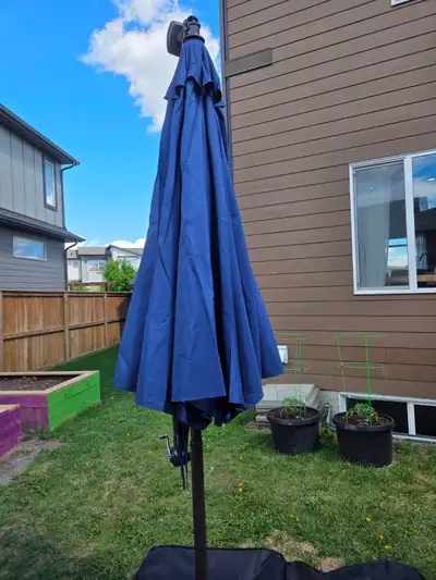Patio umbrella cantilever with LED brand new, View more