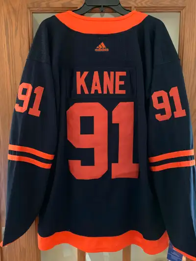 Evander Kane Edmonton Oilers Jersey. Navy Blue. Never worn, Brand New. Mens XL size . Number pro sti...