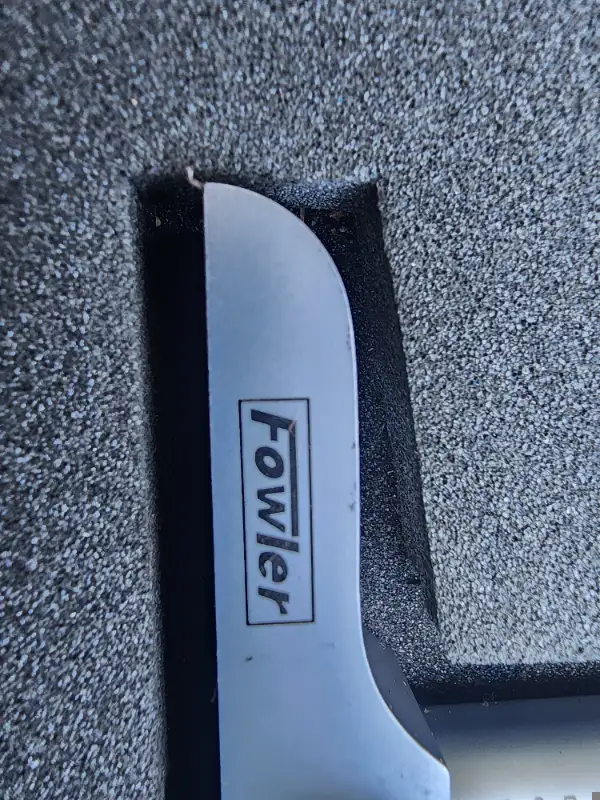 Fowler 0"-6" Depth Micrometer With Plastic Case Like New in Hand Tools in Windsor Region - Image 6
