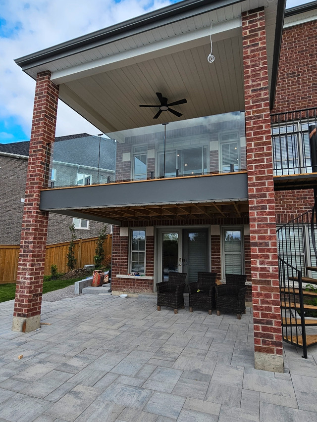 Glass railings in Other in Mississauga / Peel Region - Image 4