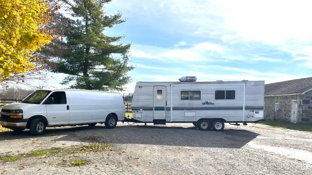 MAN WITH A VAN64519988420481122