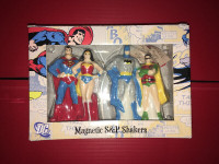 DC Superheroes Magnetic Ceramic Salt & Pepper Shaker Set, 4 inch