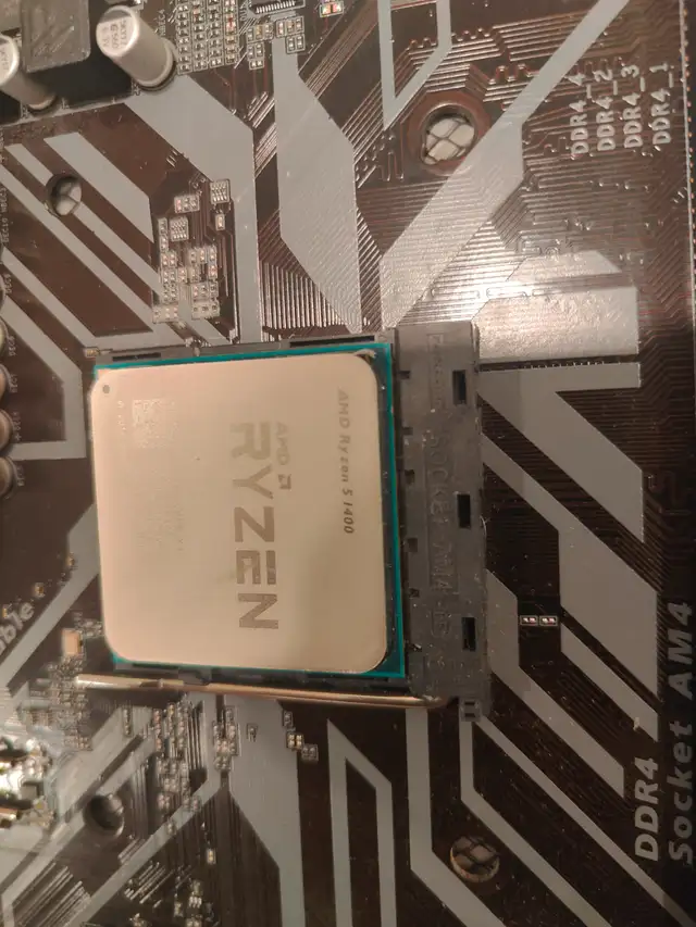 Motherboard + CPU - AM4 Combo - Gigabyte B450M DS3H + Ryzen 1400